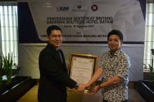 Da Vienna Boutique Hotel Raih Sertifikat Bintang dari LSUP Mahamu Wisata 