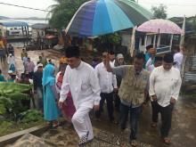 Bakar Ribuan Otak-otak, Cara Warga Pulau Buluh Sambut Ramadan