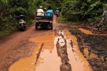 Pemprov Janji Bangun Jalan Teluk-Belungkur Tahun Depan
