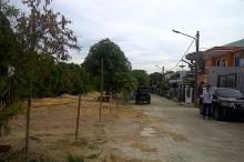 Warga Perumahan Taman Harapan Indah Protes, Jalan Utama Malah Diserobot Developer