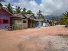 Pekerja Cafe Kopi Pangku di Natuna Pilih Mudik 