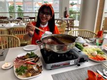 Enam Menu Promosi Harris Resort Januari-Maret, Ada Steam Boat dan Crabby Patty 