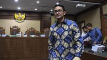 KPK Izinkan Zumi Zola Melayat Sang Ayah, Zulkifli Nurdin