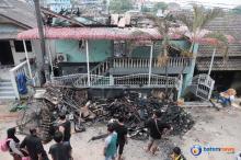 Kebakaran Hanguskan Satu Rumah di Blok IV Baloi