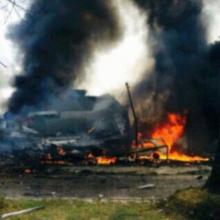 [BREAKING NEWS] Pesawat Hercules C130 TNI AU Jatuh di Permukiman Warga di Medan