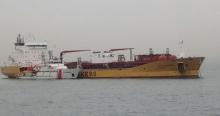 Sudah Dua Mayat Ditemukan di Lokasi Kapal Tanker Tabrakan