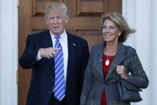 Trump Tunjuk 2 Perempuan Pengkritiknya Jadi Menteri