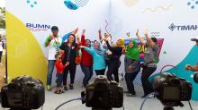 Pengunjung Serbu Stand Photo Booth di HUT PT Timah Kundur