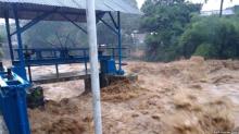 Jakarta Banjir, Ribuan Warga Terpaksa Dievakuasi  