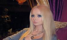 Ini 5 Wanita Cantik Berwajah Mirip Boneka Barbie