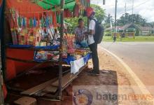 Pedagang Petasan Mulai Buka Lapak di Lingga