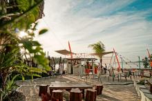 Monkey Bar, Venue Baru HARRIS Resort Waterfront Batam