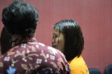 Kondisi Ria Siregar Saat Dijenguk Dua Wanita di Mapolresta Barelang