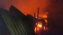 Kebakaran Hanguskan Sebuah Rumah di Jalan H Agus Salim Tanjungpinang