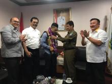 Plt Gubernur Isdianto Sambut Atlet MMA Batam Jeka Saragih