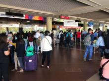 Keramaian di Bandara Hang Nadim, Warga: Stay Cool Aja..