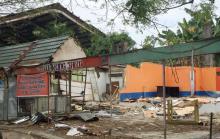 Deretan Kios di Depan Bekas My Mart Digusur