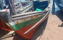 Asyik Mancing, Kapal Pompong Wakil Ketua DPRD Karimun Disenggol Tongkang