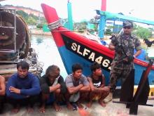 PSDKP Tangkap Tiga Kapal Pencuri Ikan Bernakhoda Myanmar dan Malaysia di Kepulauan Riau