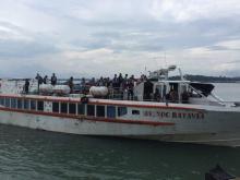 Tabrak Super Tanker, 153 Penumpang MV VOC Batavia Selamat