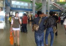 Satuan Gegana Sisir Semua Lantai di Pelabuhan Batam Centre