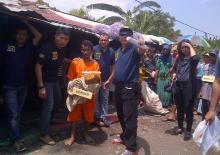 Dihujat Warga, Efendi Tetap Santai Lakukan Adegan Bunuh Bayinya Sendiri