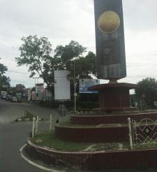 Tugu Lambang Kebersihan Ini Justru Tidak Terawat 
