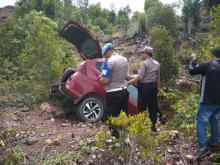 Mobil Curian Terperosok Jurang di Jembatan VI, Pelaku Kabur