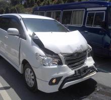 Tabrakan Beruntun di Taman Raya, 3 Rusak Parah, Range Rover Justru Rusak Ringan