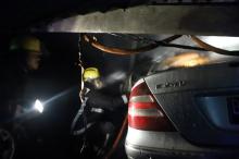 Bengkel Graha Motor Batam yang Terbakar Berisi Banyak Mobil Mercy