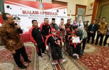 Atlet Kepri Berprestasi Diguyur Bonus Ratusan Juta