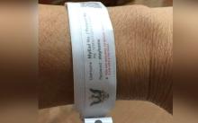 Warga Malaysia Wajib Kenakan Gelang Khusus saat Jalani Karantina