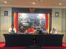 Trail Run 5 Km: Peserta Disuguhkan Trek Menantang
