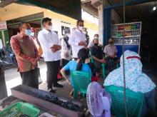 Program Stimulus Tanpa Bunga, Bupati Apri Sambangi Pelaku UMKM Bintan