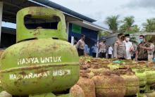 Buntut Kelangkaan Gas, Polisi Datangi Agen dan Pangkalan di Karimun