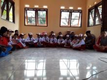 Belasan Anak Sebayur di Lingga Akhirnya Bisa Sekolah