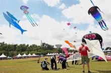 Wabup Ngesti Apresiasi Festival Layang-layang di Natuna