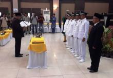 Lantik Lima Kades, Aunur Rafiq: Pikirkanlah Kepentingan Bersama