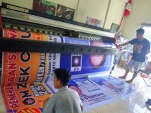 Untung Ratusan Juta per Bulan Hingga "Dikacangi" Oknum Caleg