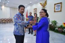Kota Batam Raih Anugerah Parahita Ekapraya 2018 Kategori Utama