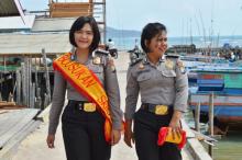 Siap Terima Curhat, Polwan Cantik di Natuna Ini Tiap Hari Blusukan ke Warga