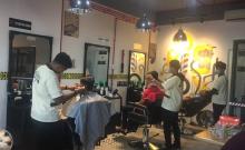 Piston Barbershop Usung Konsep Otomotif