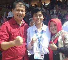 Anak Mantan Jurnalis di Kepri Lulus sebagai Taruni Akpol  