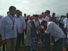 Maruf Amin Mendarat di Batam dengan Maskapai JAT