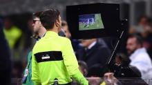Drama VAR Liga Inggris, Guardiola dan Klopp Murka