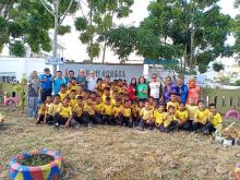 Yayasan Citramas Ajak Siswa 22 Sekolah di Nongsa Tanam Pohon