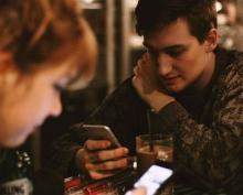 Micro-cheating, Selingkuh Virtual yang Rentan Terjadi