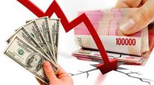 Terburuk Sejak 17 Tahun, Rupiah Terjungkal Dekati Rp 14.000 per Dolar