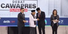Gerak-gerik Sandiaga Uno dan Maruf Amin Jadi Sorotan saat Debat Cawapres