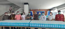 Apindo Kepri Salurkan 748 Botol Hand Sanitizer ke Rumah Ibadah